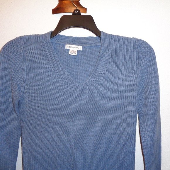 LIZ Claiborne V Neck Sweater Size Medium - Picture 2 of 10